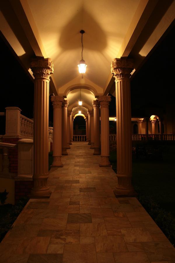 Hotel Bellago 3*